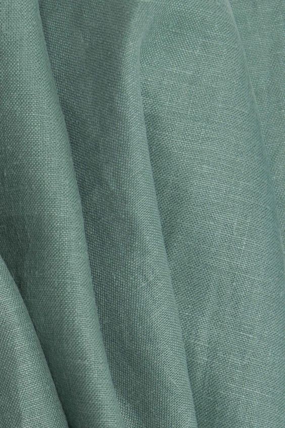 Linen and Cotton Comparisons: Linen Starts with Flax, Not Cotton