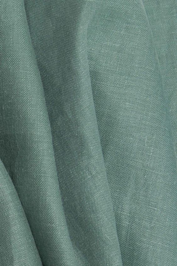 Linen and Cotton Comparisons: Linen Starts with Flax, Not Cotton