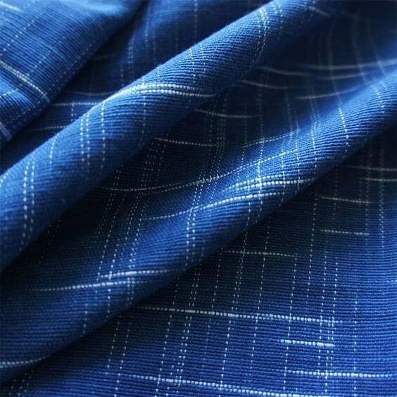 Identify Ikat Through Yarn Dyeing Before Weaving