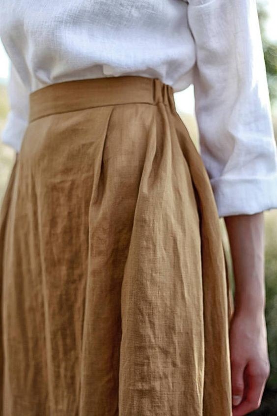 Linen skirt pictured in the source guide as an apparel application.